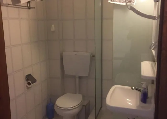 Fotini's 3* Olympiakí Aktí