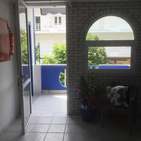 Fotini's Lägenhetshotell 3*