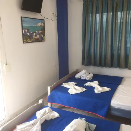 Lägenhetshotell Fotini's 3*